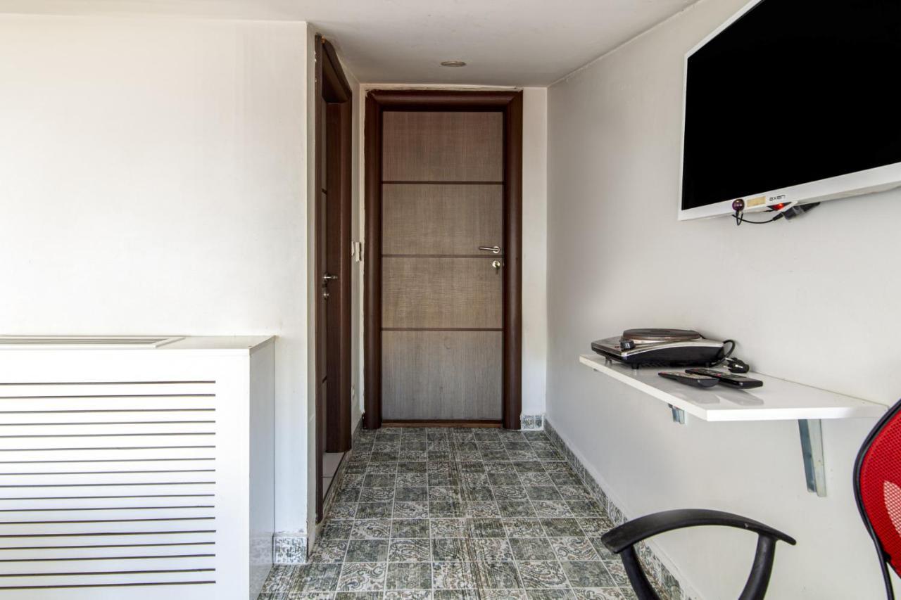 Centrally Located Studio In Beyoglu Apartment